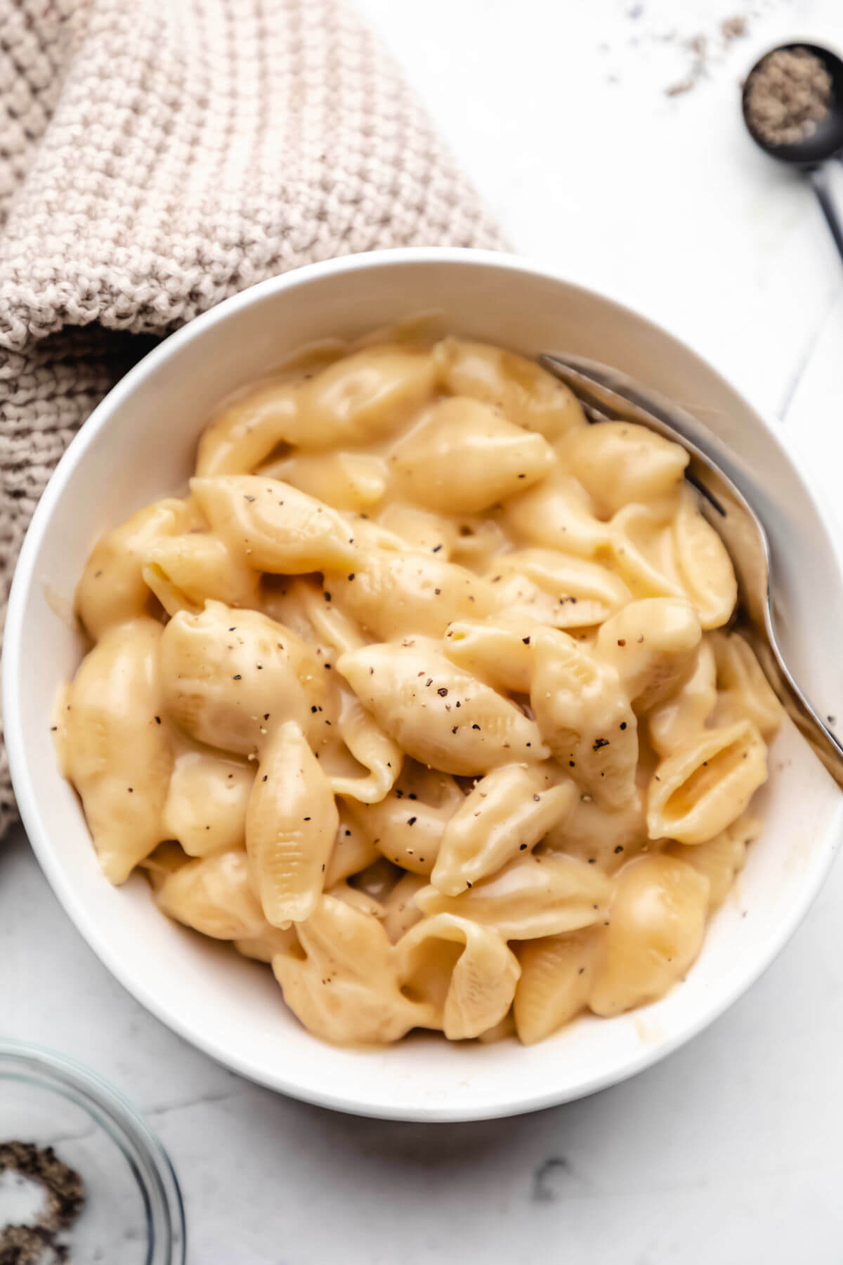 5-ingredient macaroni and cheese in pressure cooker